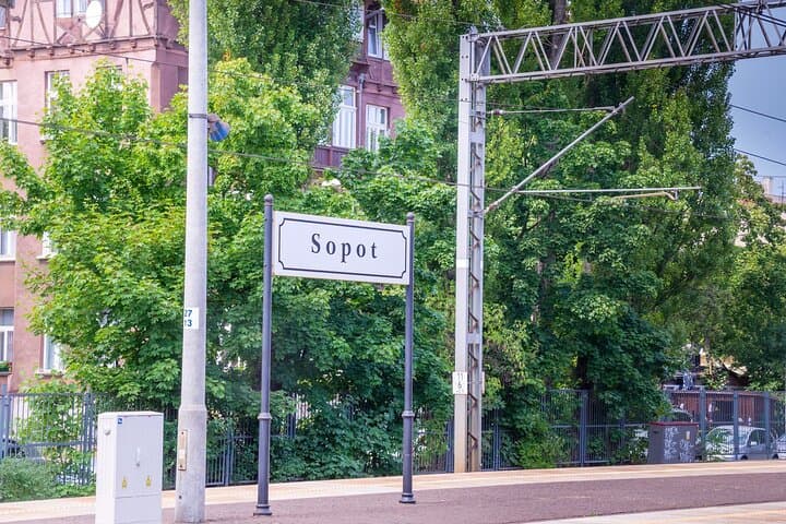 Sopot Seaside Walking Tour: Pier, Lighthouse & Monte Cassino Stroll photo 4