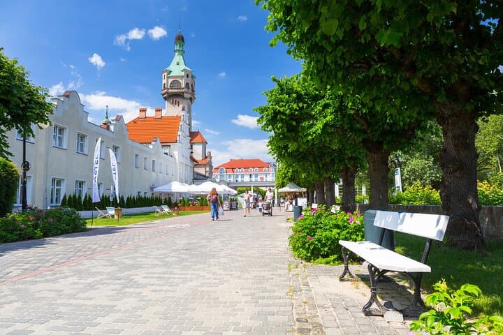 Sopot Love Walk: Private Seascape & Romantic Pier Stroll photo 4