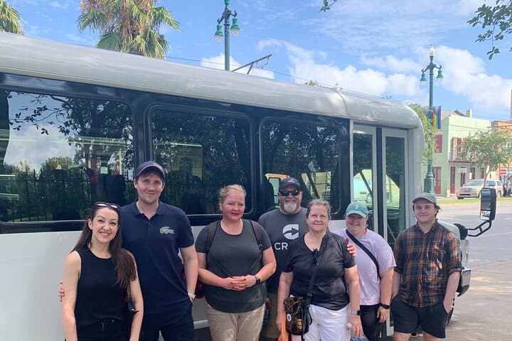 Oak Alley Plantation and New Orleans Culture Combo Tour — River Road Plantations & Urban History photo 2