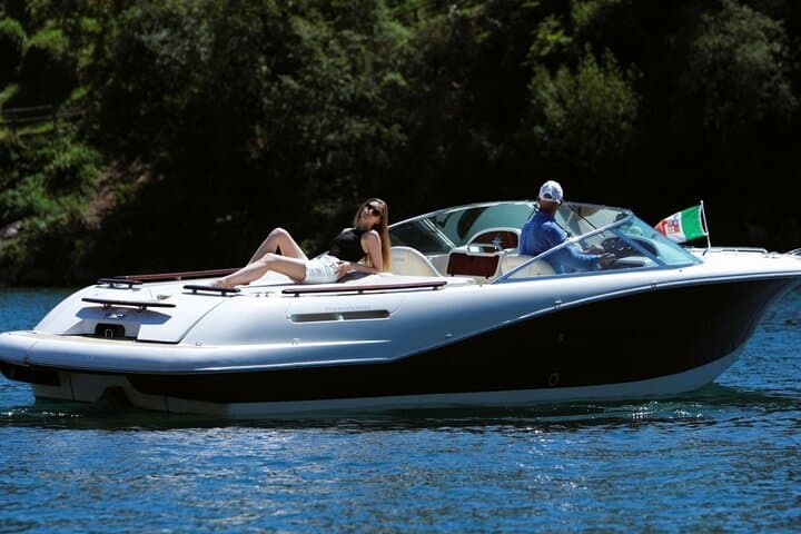 Lake Como Luxury Speedboat Tour — Como to Balbianello & Bellagio in 3 Hours
