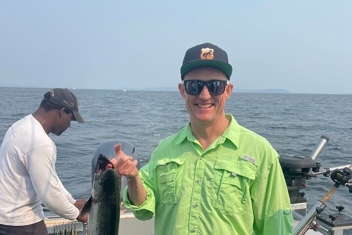 Puget Sound Fishing Charter: Salmon, Halibut & Guided Boat Trips from Seattle photo 4