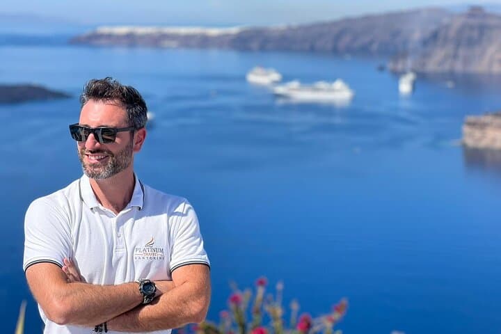 Santorini Highlights Private Shore Excursion: Oia, Imerovigli & Pyrgos in 4.5 Hours photo 2