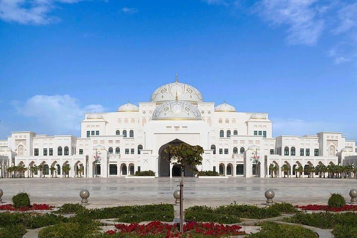 Abu Dhabi Day Tour from Dubai — Sheikh Zayed Grand Mosque, Heritage Village & Emirates Palace photo 3