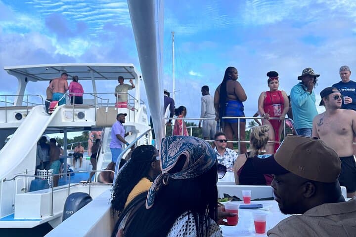 Punta Cana Half-Day Beach Boat Party and Natural Pool Snorkel photo 6