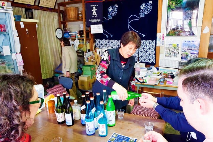 Private Matsumoto Castle & Sake: A 3-Hour Walking Tour Through Samurai Streets photo 5