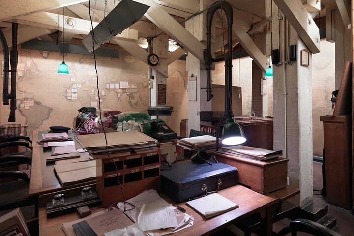 Private Westminster Walking Tour & Churchill War Rooms — 5‑Hour Historical London Experience photo 2