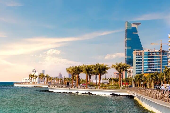 Explore Jeddah Al-Balad: Historic Walking Tour of Old Jeddah