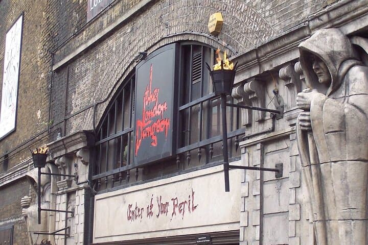 Westminster Walking Tour with London Dungeon: Royal Sights & Dark History photo 1
