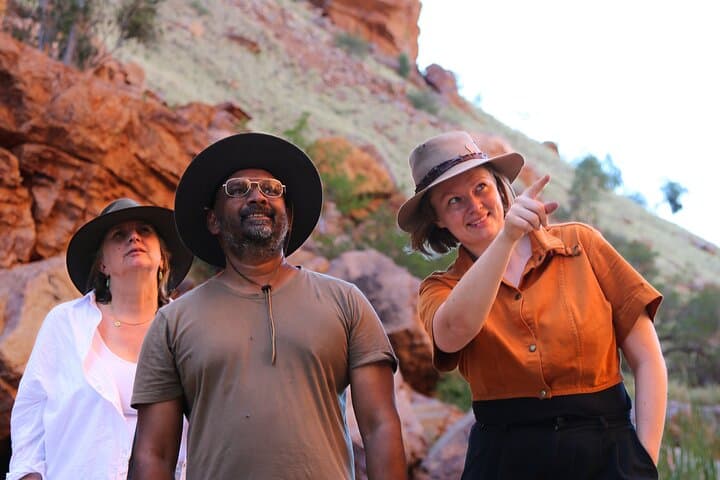 Simpsons Gap Sunset Watercolour Painting Class Near Alice Springs photo 4