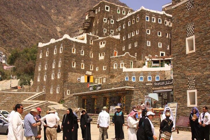 Explore Abha: A Private Day Tour of Asir Peaks, Shada Palace & Cloud Parks photo 2