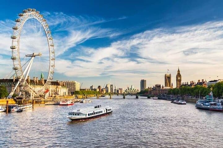 Westminster Walking Tour & Thames River Cruise — Private London Experience photo 2