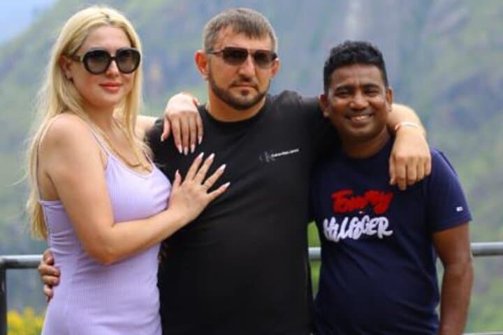 Ella Private Day Tour — Ravana Falls, Nine Arch Bridge & Little Adam's Peak