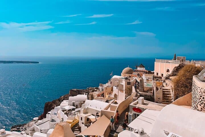 Enchanting Santorini: A Journey Through History and Scenery photo 5