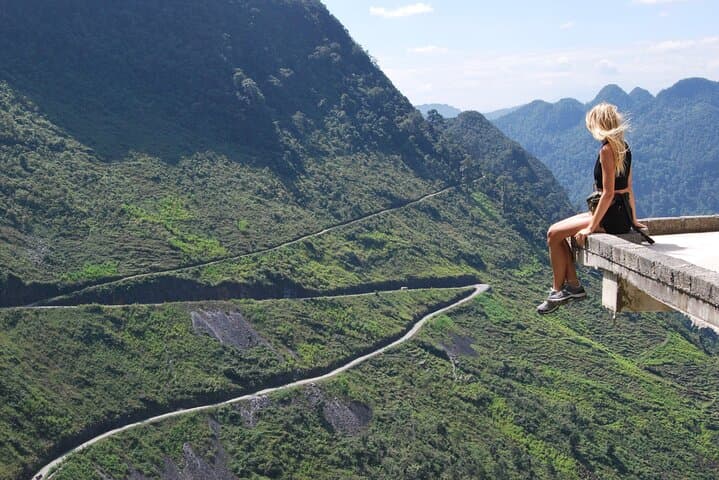 Ha Giang Loop 3-Day Adventure: Ma Pi Leng, H'mong King Palace & Du Gia Waterfall photo 6