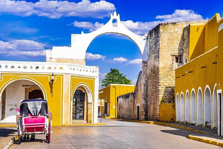 Private Yucatan Treasures: Chichen-Itza, Cenote Swim & Izamal Day Tour from Mérida photo 1