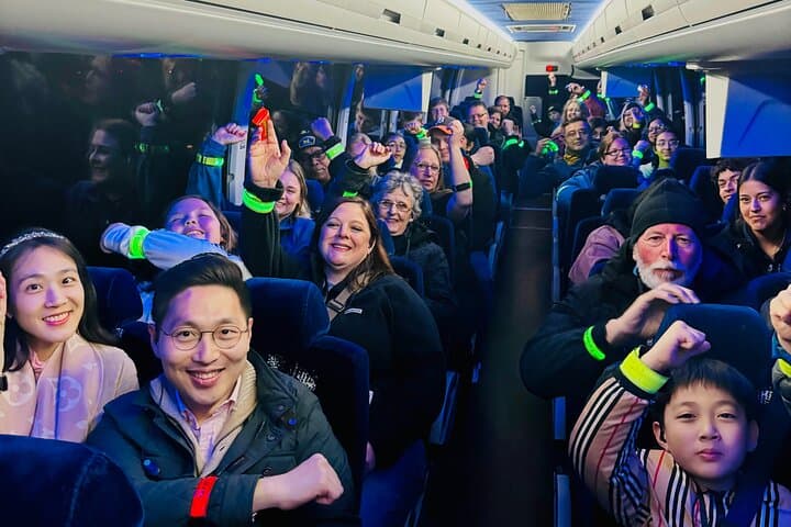 Washington DC Night Monuments Tour with Magic LED Bracelets and Hotel Pickup
