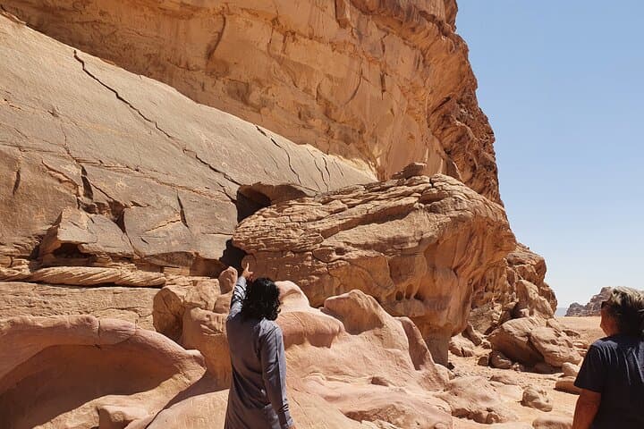Sunset Jeep Tour Wadi Rum: Half-Day 4WD Adventure & Sandboarding photo 2