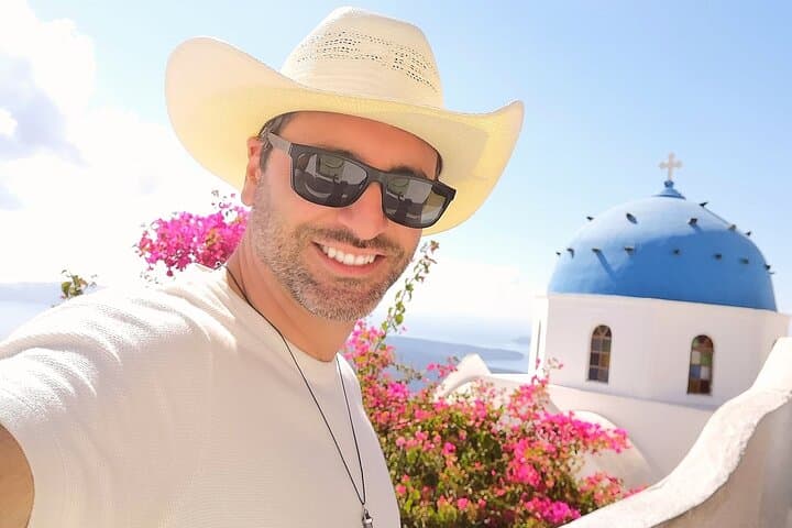 Santorini Highlights Private Shore Excursion: Oia, Imerovigli & Pyrgos in 4.5 Hours photo 5