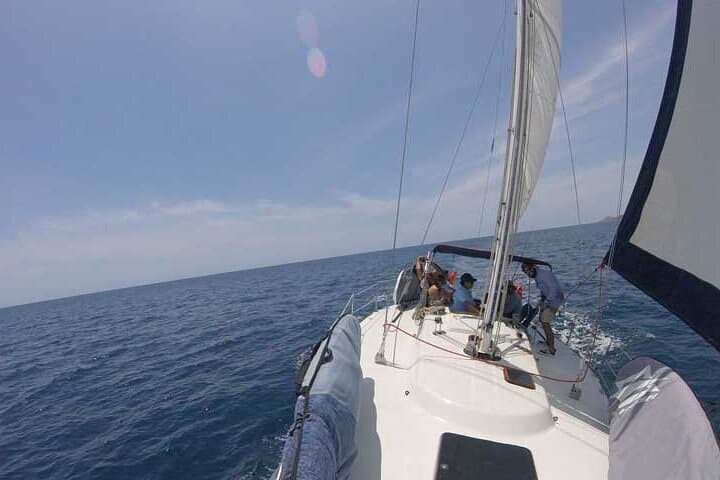 Cabo San Lucas Sailing Snorkel Adventure – Day Sail, Snorkel & Paddleboard
