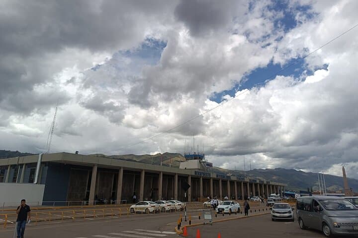 Private Transfer from Cusco Airport to Hotels — Fast, Local Arrival photo 3