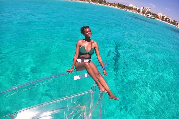 Transparent Boat Tour in Isla Mujeres: Clear-Bottom Cruise to Coral Reefs photo 3