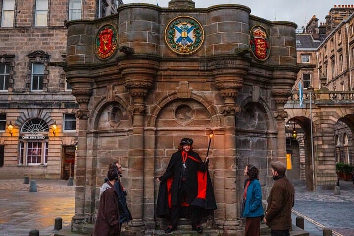 Edinburgh Old Town Ghost Walking Tour — Royal Mile Daytime Ghost Stories & Multi-Sensory Experience photo 6