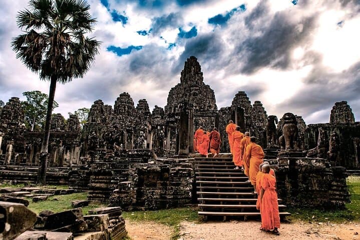 Guided Angkor Wat & Greater Angkor Private Tour: English and Spanish Guides photo 6