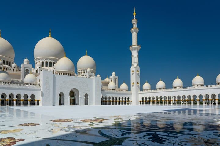 Dubai to Abu Dhabi Private Chauffeur — 10‑Hour 7‑Seater Sightseeing & Transfers photo 6