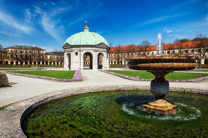 Unraveling Munich's Lindwurm: Self-Guided Scavenger Hunt Through Historic Sights photo 4