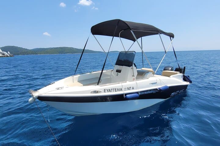 Skopelos Private Boat Hire: Explore Hidden Beaches & Nearby Isles