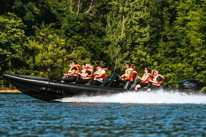 Belgrade Speedboat Tour — 30-Minute Private Ride on the Sava & Danube photo 2