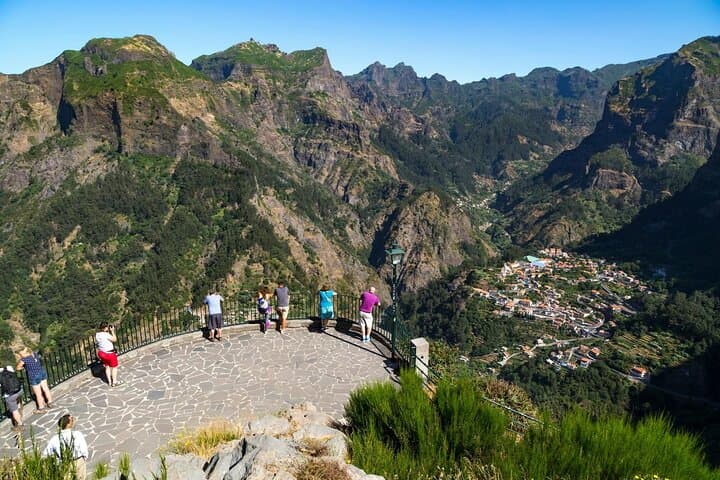 Nuns Valley and Cabo Girão: Madeira's Cliffside Panorama and Village Views photo 4