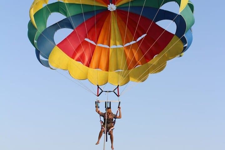 Soar Over Jumeirah: Dubai Luxury Parasailing and Coastline Rides photo 3