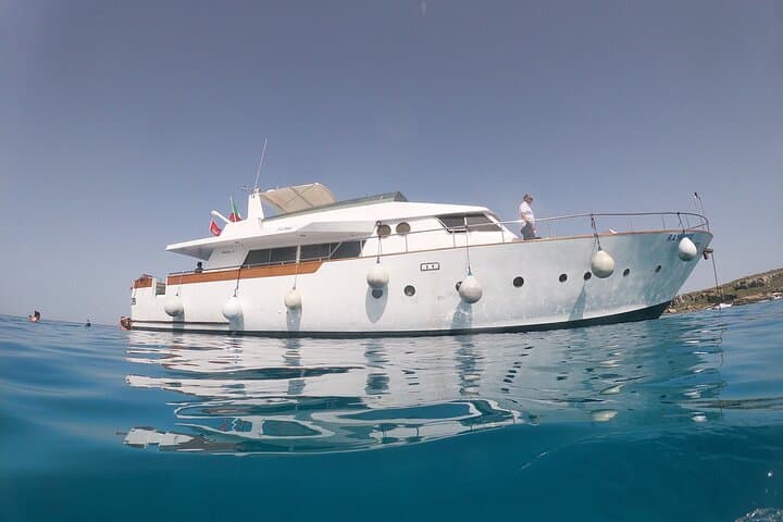 Yacht Excursion to Favignana & Levanzo on Shalimar IV — Day Trip from Trapani