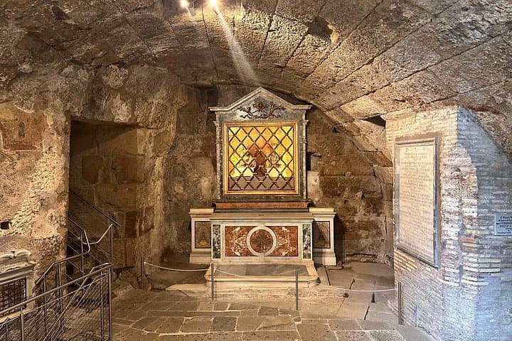 Mamertine Prison and Roman Catacombs Small-Group Tour — Rome's Early Christian Sites photo 1