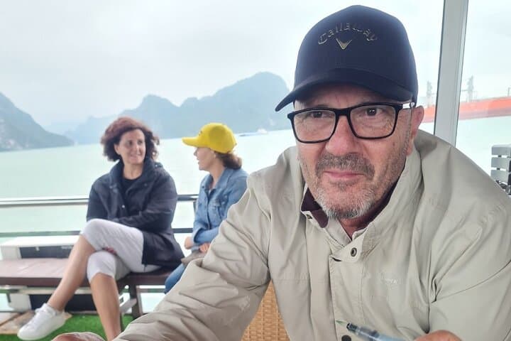 Full-Day Halong Bay Cruise — Kayaking, Caves & Ti Top Views photo 3