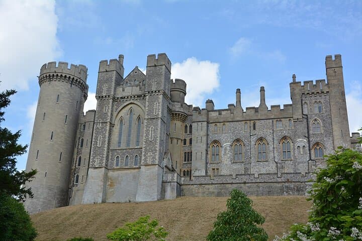 Private Canterbury and Dover Day Trip from London — White Cliffs, Castle & Cathedral