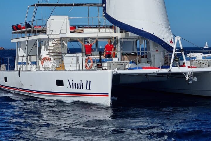 Sea lunch and swim from Denia: Cova Tallada catamaran experience photo 2