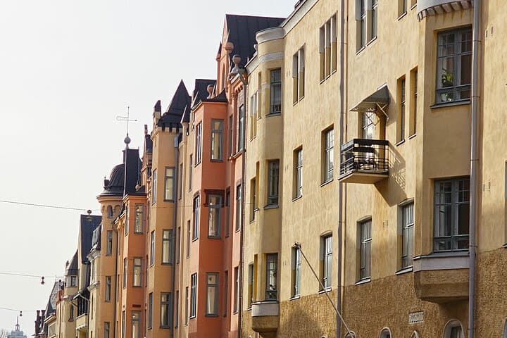 Free Tip-Based Walking Tour of Helsinki | Red Umbrella 2025 photo 6