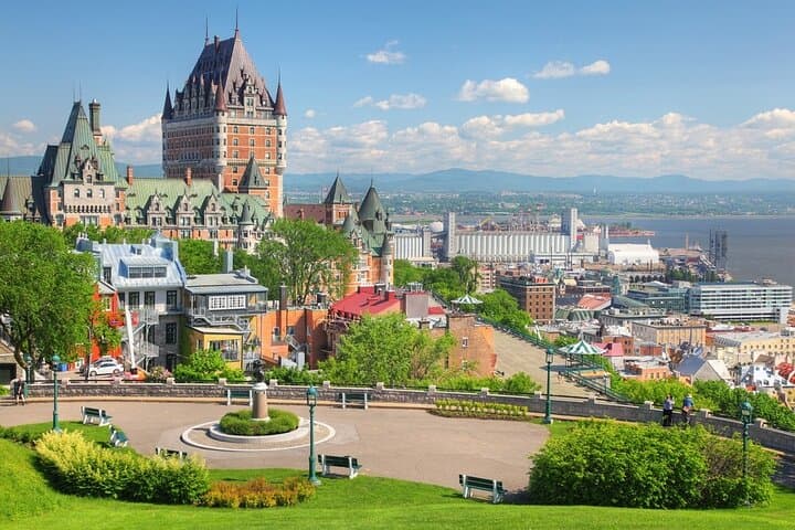 3-Day Eastern Canada Coach Tour: Toronto to Ottawa, Montreal & Quebec
