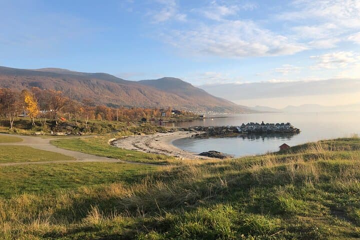 Midnight Sun Private Day Tour in Tromsø: Nature, Culture & Photography photo 2