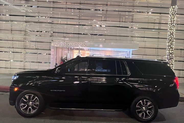 LAX Private Transfer: Luxury Chauffeur Service Between LAX and Los Angeles Hotels photo 3
