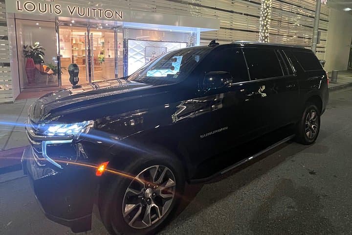 LAX Private Transfer: Luxury Chauffeur Service Between LAX and Los Angeles Hotels photo 5