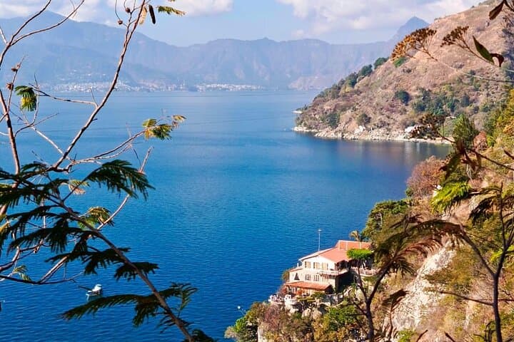 Ancestral Mayan Trail Hike: Santa Cruz to Tz'ununa on Lake Atitlán photo 2