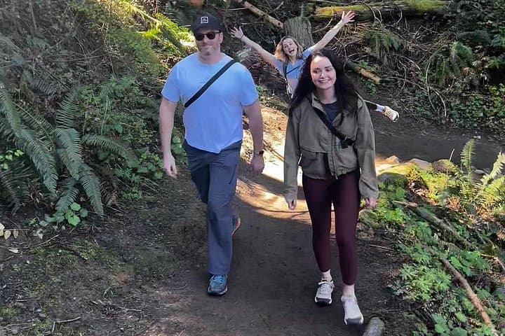 Forest Park Hiking Tour to Pittock Mansion: Wildwood Trail & Witchs Castle Hike photo 1