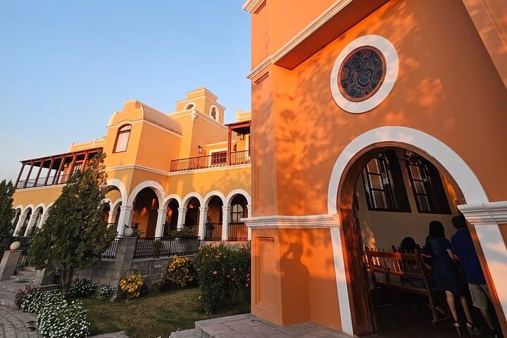Pisco Route & Huacachina Dune Buggy: Wine, Pisco Tastings and Sunset Sandboarding