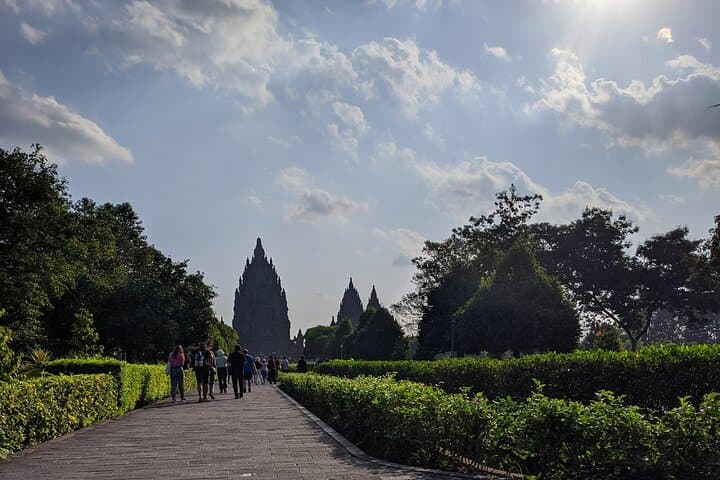Borobudur & Prambanan Private Tour with Optional Merapi Jeep — Yogyakarta Day Trip photo 4