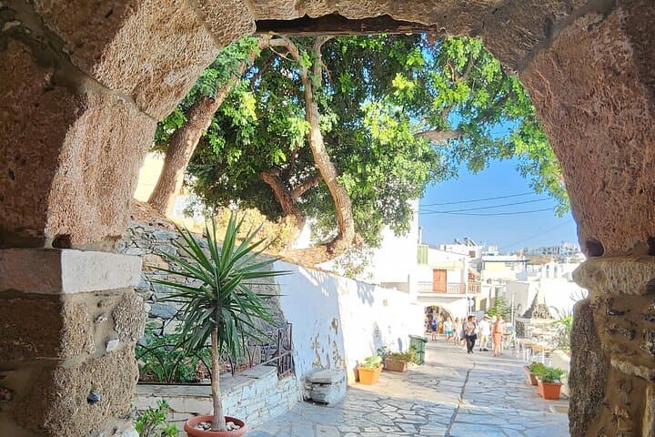 Naxos Sunset Walking Tour — Portara, Kastro & Citron Tasting