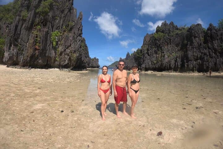 El Nido Highlights: Big Lagoon, Secret Beach & Helicopter Island Day Cruise with Lunch photo 2
