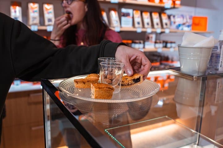 Bordeaux Afternoon Food Tour: Wine, Pastries & City Secrets photo 5